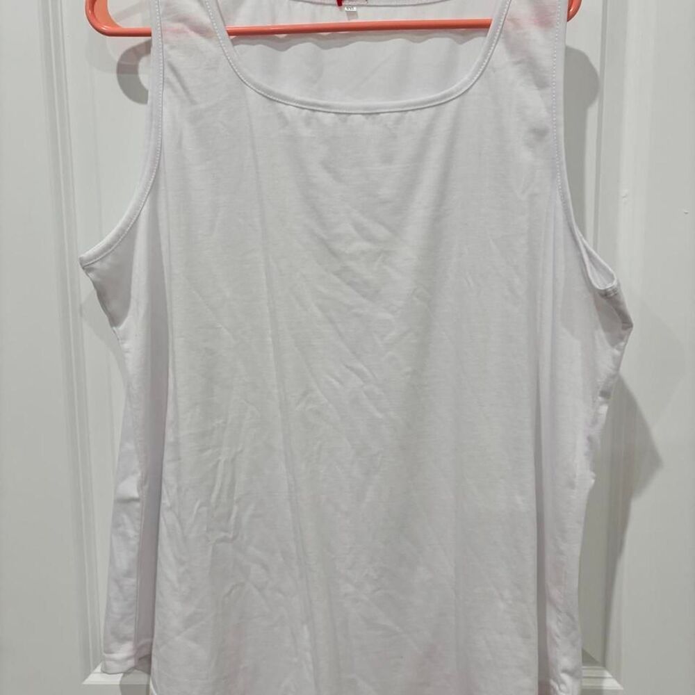 Unbranded Women's White sleeveless shirt